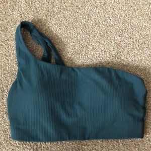 Lululemon Ribbed Nulu Asymmetrical Yoga Bra *Light Support A/B Cup